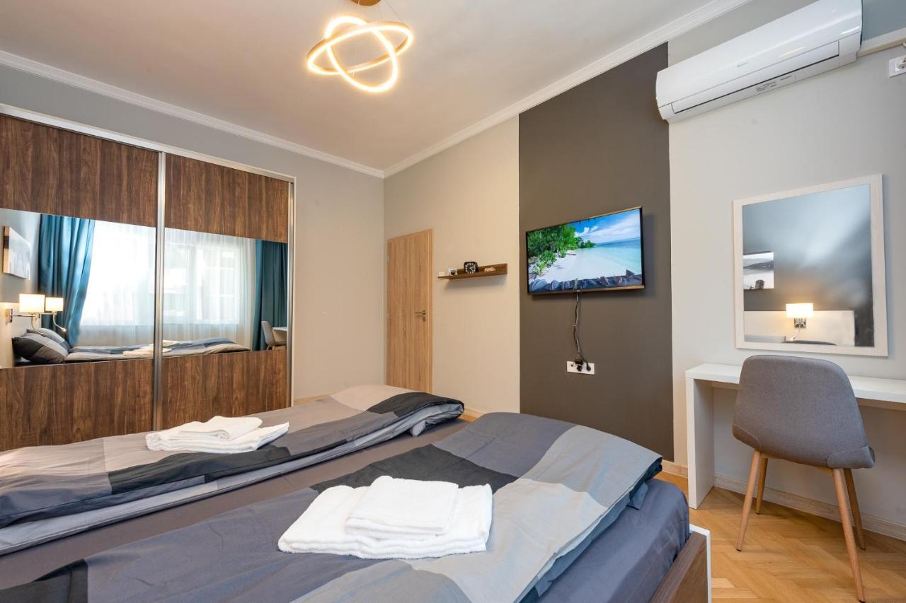 Downtown Apartment Burgas Exteriör bild