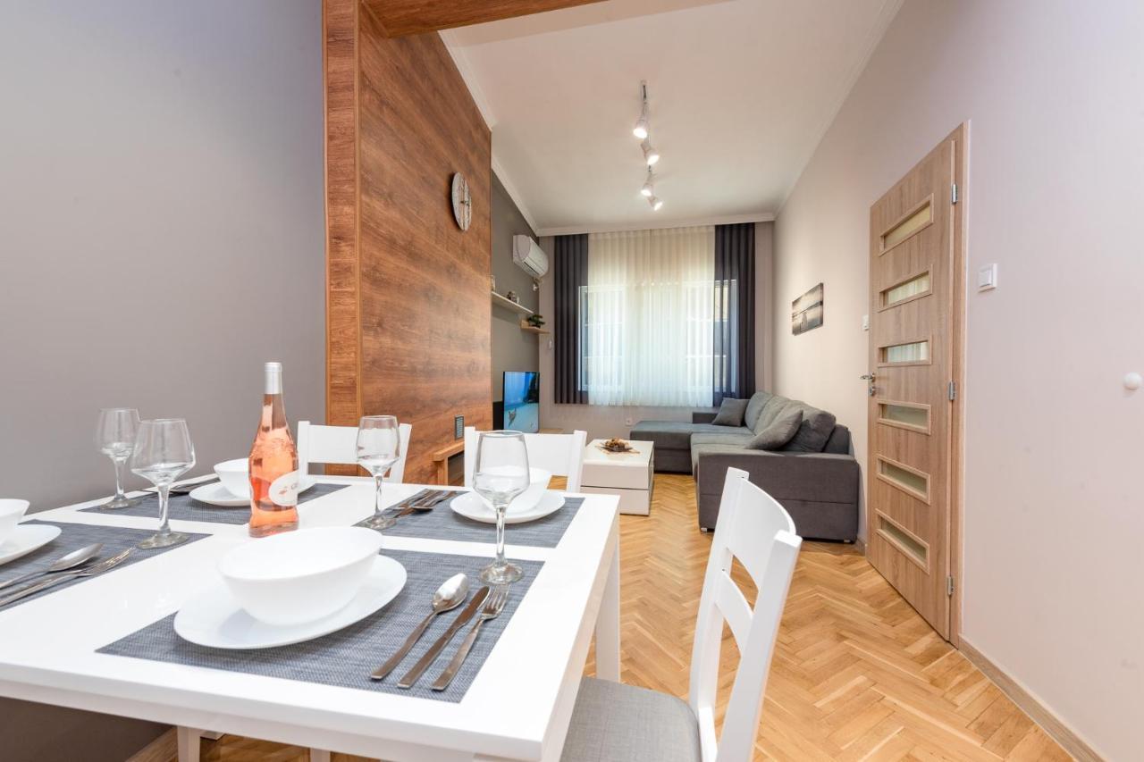 Downtown Apartment Burgas Exteriör bild